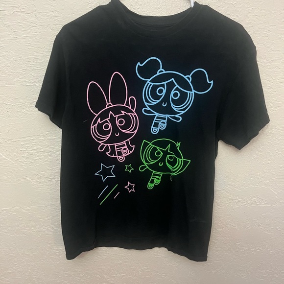 Rue21 Powder Puff Girls Black Graphic Tee Shirt size medium - Picture 1 of 3